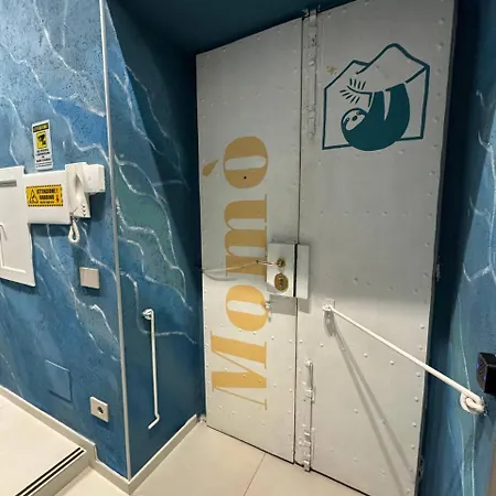 Momo 4* Nápoly